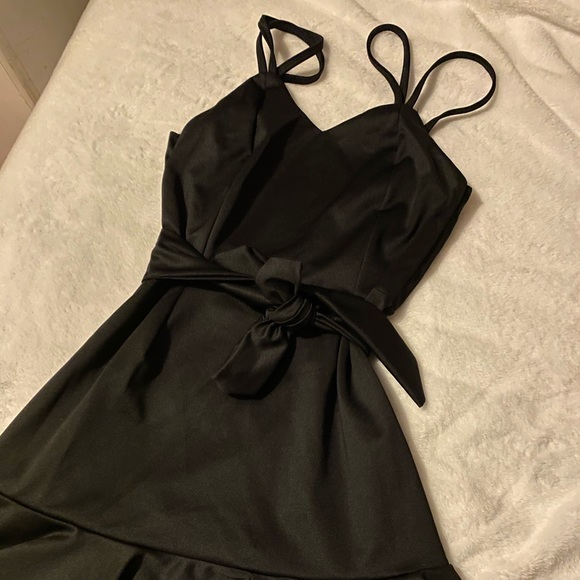 Dress - Picture 2 of 7